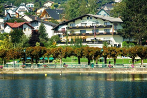 Отель Hotel Altmünsterhof, Альтмюнстер